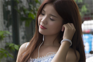 Ideals and Reality： The True Portrait of the Lives of Shanghai Artists